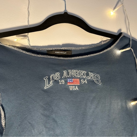 💗long sleeve crop top - Picture 2 of 3